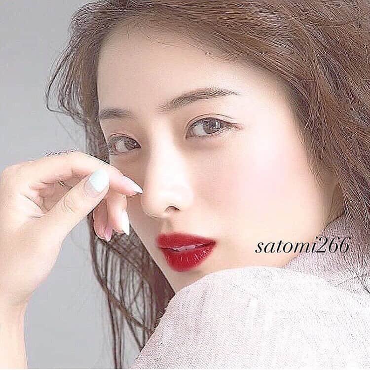 石原さとみ　ファンアカウントのインスタグラム：「#石原さとみ  #ishiharasatomi #satomiishihara #美女 #石原さとみ好きな人と繋がりたい #lll #love #l4l #l4like #luv #fff #instagood #instagram #美男美女と繋がりたい #可愛い #loveyourself #いいね返し #フォロー返し」