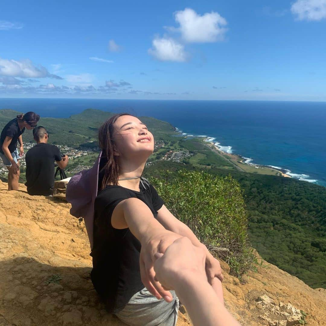 安部乙さんのインスタグラム写真 - (安部乙Instagram)「Koko Head頂上まで 登った🗻 筋肉痛やばいけど達成感🔥」11月13日 8時35分 - abeoto0118