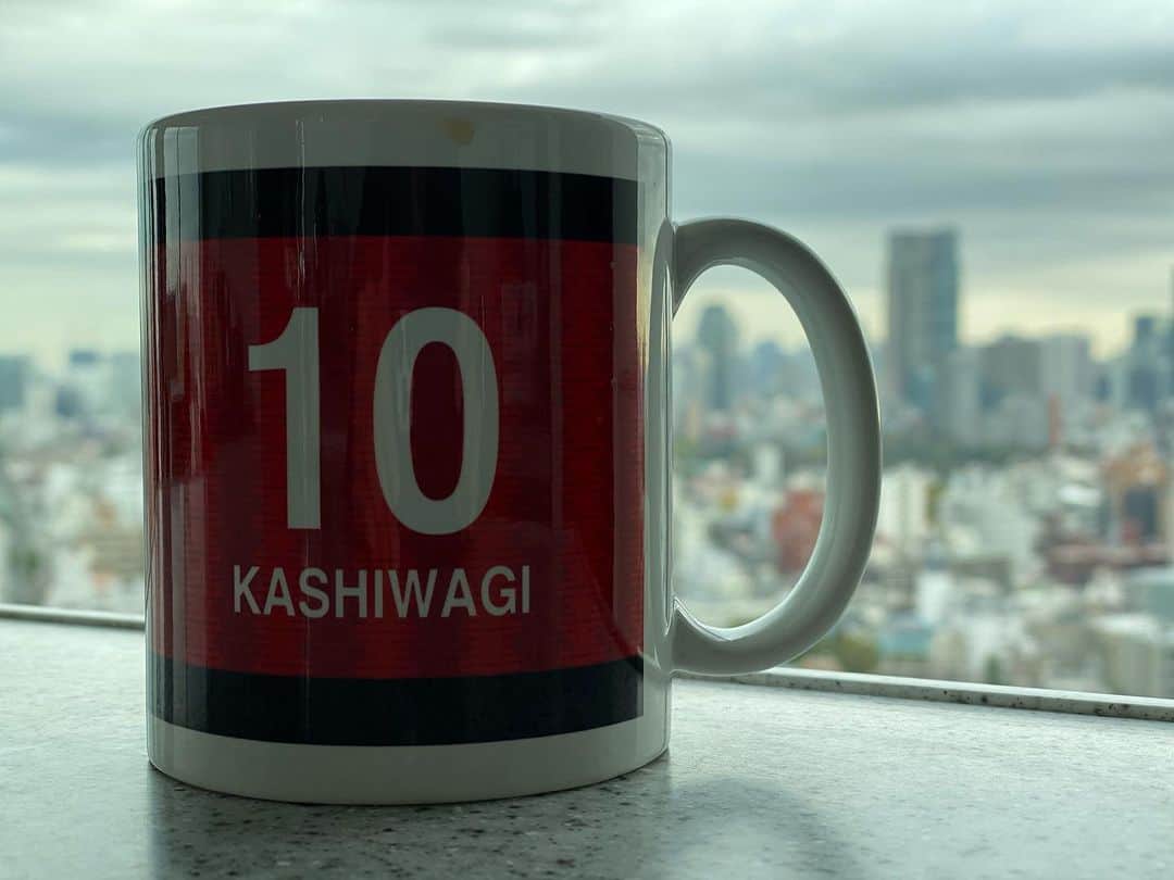 谷正人のインスタグラム：「仕事柄、ほぼ毎日、会食です。平日5日のうち、半分は社内、半分は社外で同業の方、異業種の方といった感じです。情報収集は大きな決断、スピードをもった決断をする上での大切な種のようなモノです。　#柏木陽介　#ACL頑張れ」