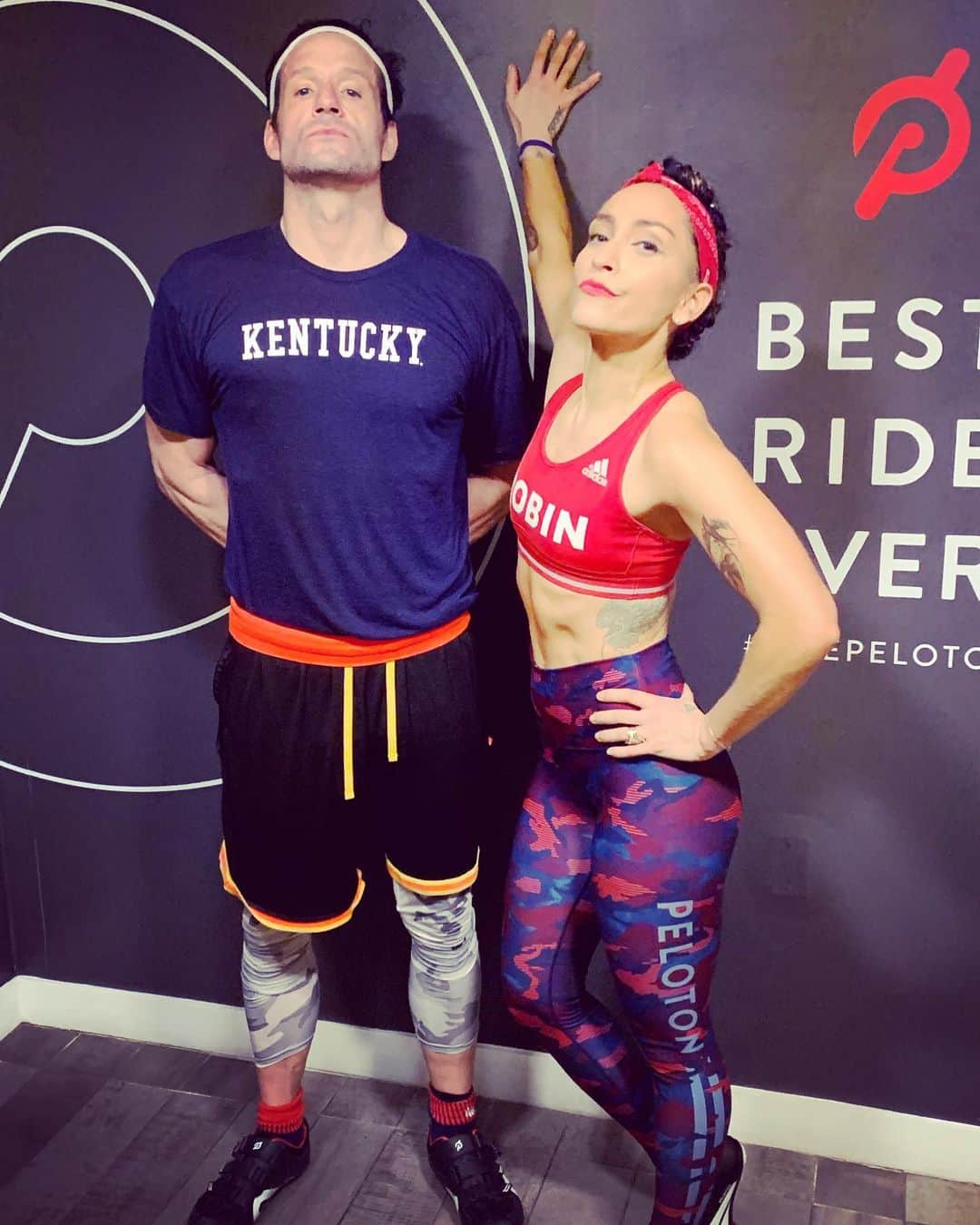 ジョシュ・ホプキンスさんのインスタグラム写真 - (ジョシュ・ホプキンスInstagram)「@robinnyc I’d follow you off a cliff. Thank to everyone @onepeloton for making my in studio dreams come true!  See you on the leaderboard.」11月13日 9時34分 - mrjoshhopkins