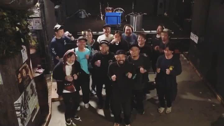 KAI_SHiNEのインスタグラム：「SHADOWSやっぱりSAIKOHだなー‼︎ いつ演ってもカッコいいし、いつ会っても楽しい‼︎🤣 改めてThanxxx‼︎﻿🙏🙏🙏✨﻿ またすぐ演ろう🔥🔥🔥 ﻿ ﻿ #山嵐 #SHADOWS  #極音tour #2man #livehouse #live #life #vibe #tour #journey #yamaarashi #﻿mixture #bandlife  #集合movie #movement #太陽と虎 #感謝 #jp」
