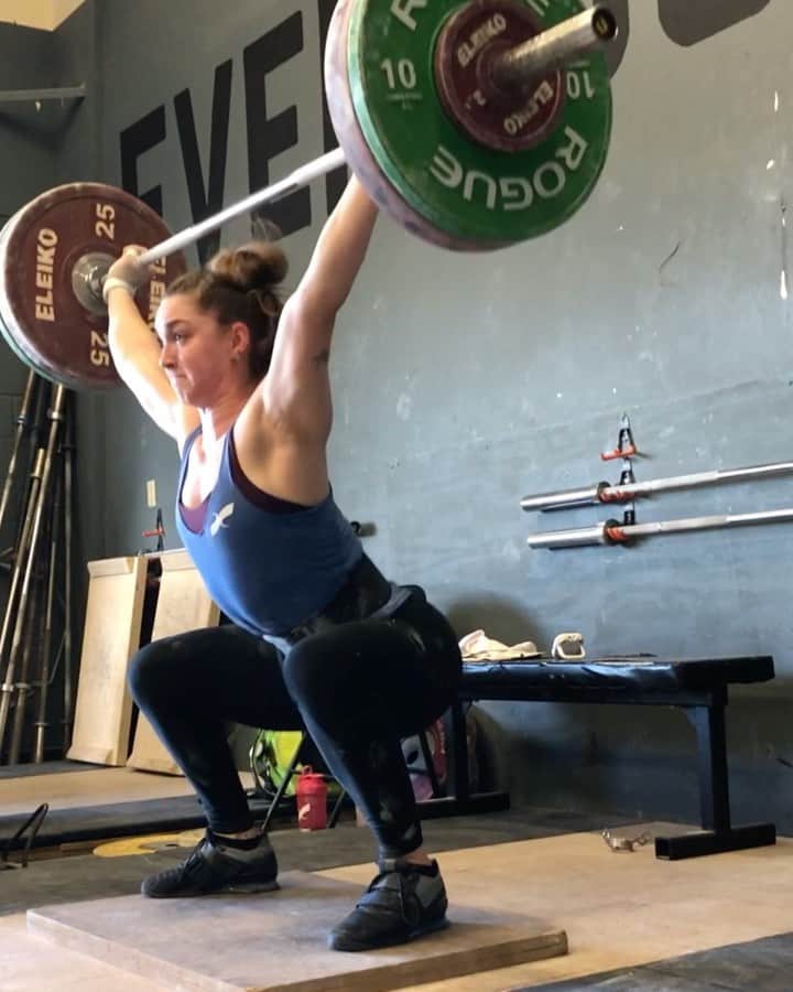 マッティ・ロジャーズのインスタグラム：「My powers may be borderline from like 40% on, but HERE WE ARE ANYWAY  @xendurance @roguefitness @2poodperformance」