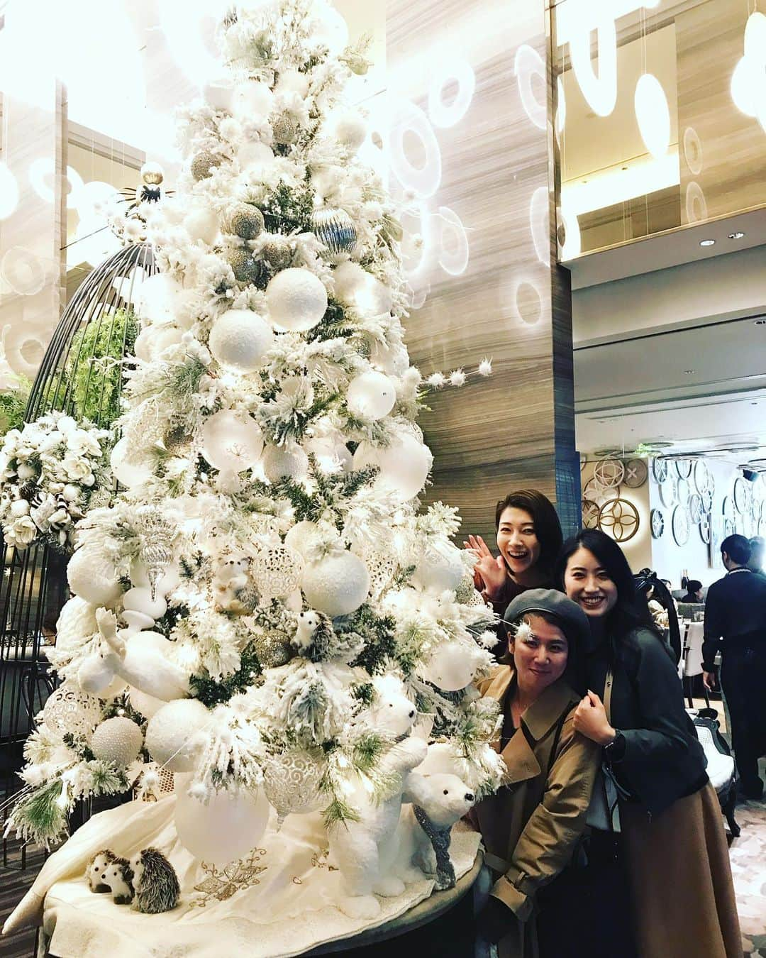 田中琴乃さんのインスタグラム写真 - (田中琴乃Instagram)「久しぶりの3人ランチ💓 ・ ・ #藤井瑞希 はん #狩野舞子 はん #田中琴乃 はん」11月13日 12時13分 - tanakakotono