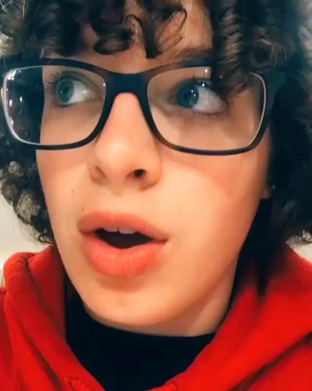 The Best From Vineのインスタグラム：「“ok sis.. now what?” 📹 @joym42 . Follow @bestofbviral for more amazing videos . #curlyhair #hair #funnyhair #comedy #funny #rant」