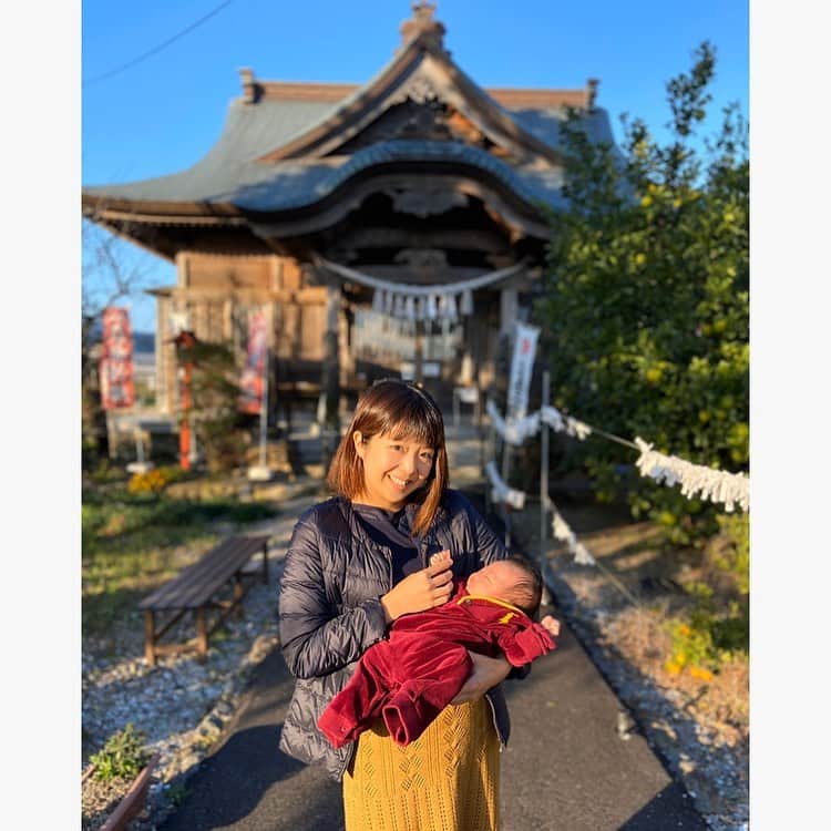中川実咲のインスタグラム：「. 1ヶ月たちました。 どんどん太ってます。 毎日の育児が楽しい面白い可笑しい。 (楽しいことしかしてない気がして育児ちゃんとできてないのかなって思えてくる) あと2ヶ月、べったり一緒にいようね。笑 しんどいこと出てきても頑張ろう。」