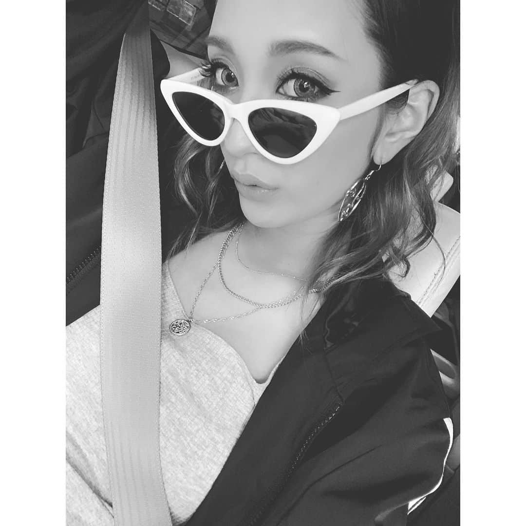 ゆん（並木優奈）さんのインスタグラム写真 - (ゆん（並木優奈）Instagram)「. . 朝りおな送ってから帰ってくるまで デートした日の🌈💑❤️✨ . 2人でゆっくりランチしたり 映画見たりお買い物したり、、💰🎬🍟💓 . 昼間にデートするって なかなか出来ないから新鮮でした☺️👄 . . . 最後のアイスの動画は 「逆さまにしても落ちません」 って店員さんに言われてやったら 本当に落ちなかった🍦笑 . . . . . . #デート#💋#7月12日#今更#笑」11月13日 14時16分 - yunaaaaa.x