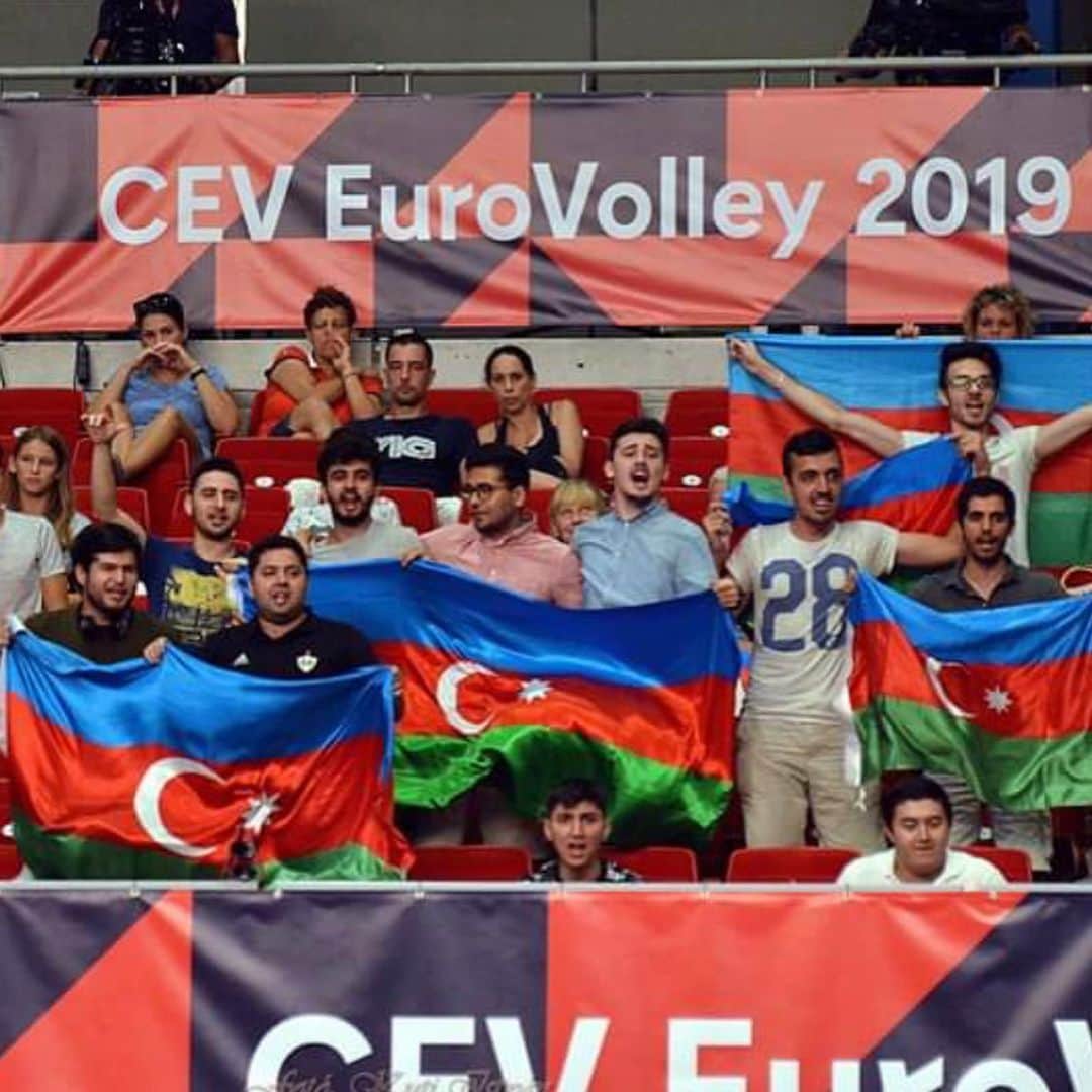 ポリーナ・ラヒモワさんのインスタグラム写真 - (ポリーナ・ラヒモワInstagram)「#tbt #CEV2019 #azerbaijan #nationalteam #volleyball #polinarahimova」11月14日 1時18分 - polina_rahimova