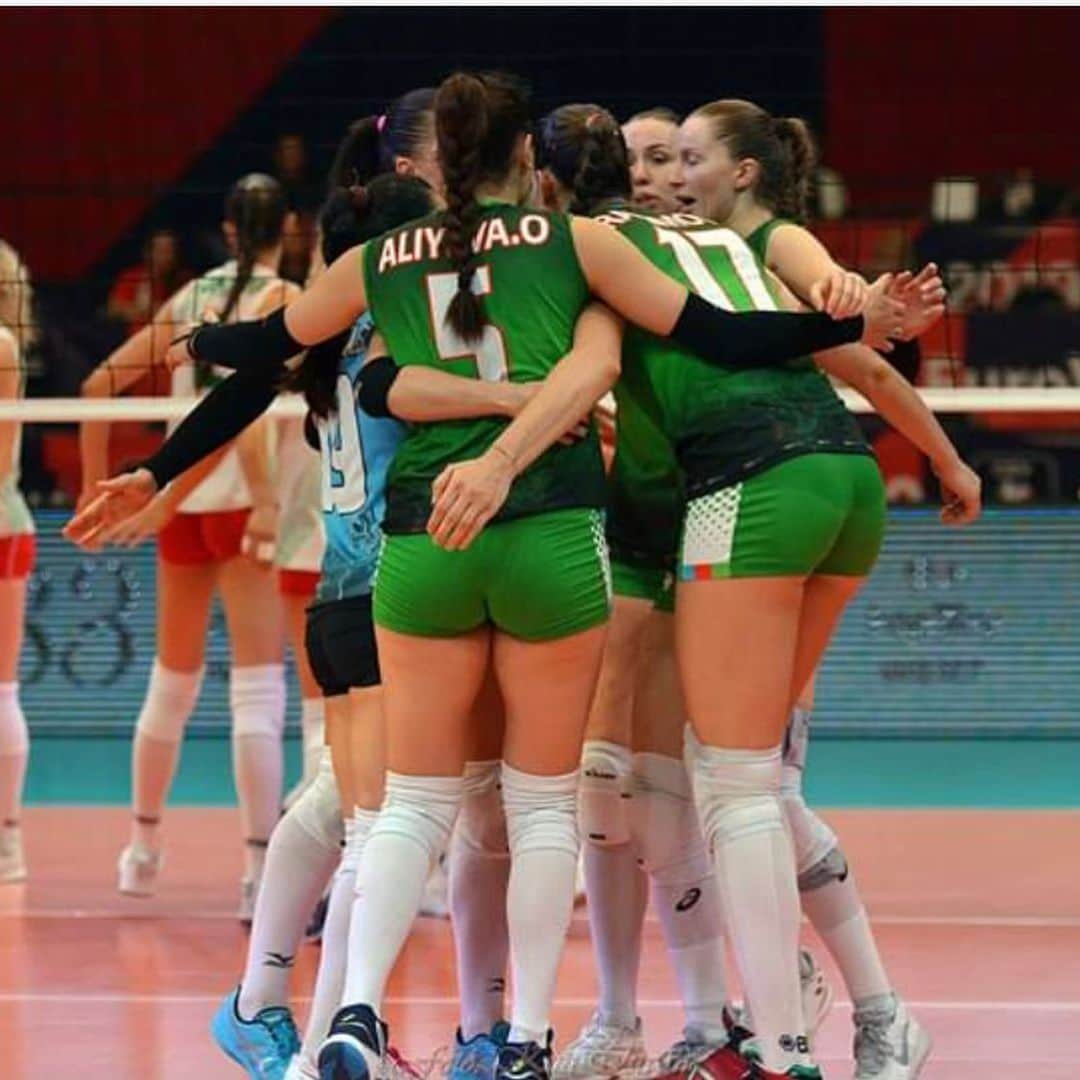 ポリーナ・ラヒモワさんのインスタグラム写真 - (ポリーナ・ラヒモワInstagram)「#tbt #CEV2019 #azerbaijan #nationalteam #volleyball #polinarahimova」11月14日 1時18分 - polina_rahimova