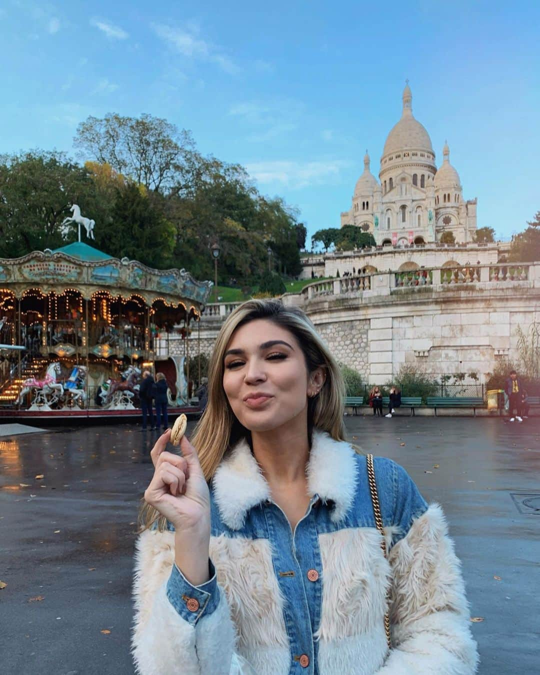 キャシー・ケリーさんのインスタグラム写真 - (キャシー・ケリーInstagram)「“influencing” paris edition」11月14日 0時57分 - cathykelley