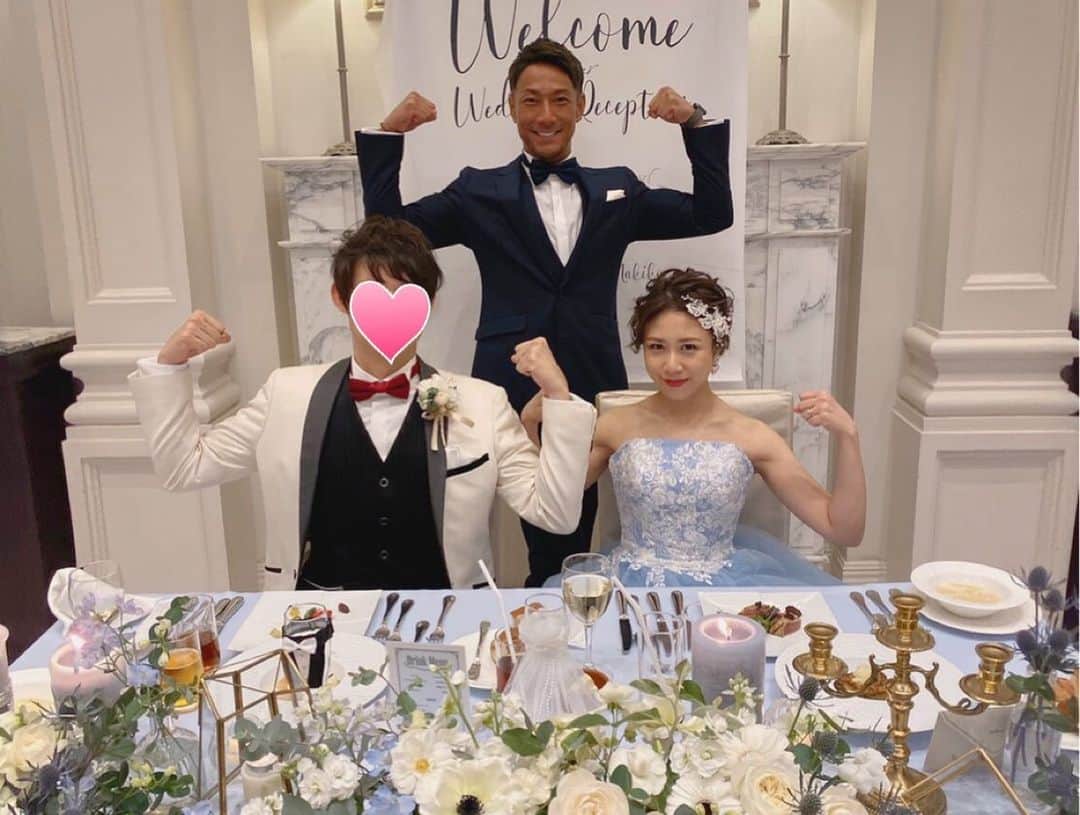 DJ みぃさんのインスタグラム写真 - (DJ みぃInstagram)「一部ですが、結婚式に列席してくださった皆さん😌💓地元&大阪の友達から職場の方まで沢山の方に来て頂きました🥰ここにいるみんなのおかげで今の私がいます、、😌⭐️これからも宜しくお願いします🙇‍♀️✨✨ #結婚式 #装飾もケーキも理想通り #みんなにお祝いしてもらえて幸せ」11月14日 0時57分 - dj.meee