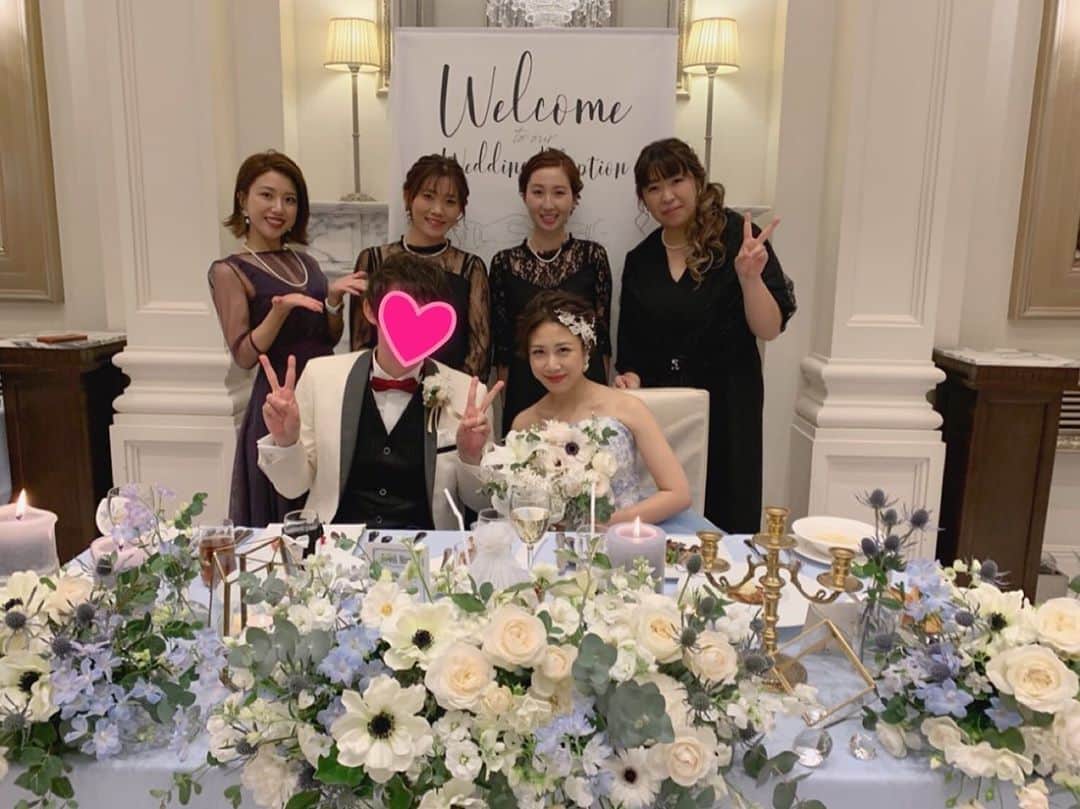 DJ みぃさんのインスタグラム写真 - (DJ みぃInstagram)「一部ですが、結婚式に列席してくださった皆さん😌💓地元&大阪の友達から職場の方まで沢山の方に来て頂きました🥰ここにいるみんなのおかげで今の私がいます、、😌⭐️これからも宜しくお願いします🙇‍♀️✨✨ #結婚式 #装飾もケーキも理想通り #みんなにお祝いしてもらえて幸せ」11月14日 0時57分 - dj.meee