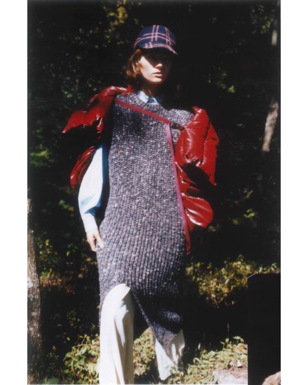 TOGAさんのインスタグラム写真 - (TOGAInstagram)「TOGA PULLA AW2019 Down cape, Low gauge knit dress, Cotton shirts L/S and Rayon gabardine wide pants featured in  @numerotokyo ・ Styling #hirokokoizumi ・ #togaarchives #togaarchives_online #toga #togapulla #togapulla19aw #トーガ #トーガアーカイブス #トーガプルラ」11月13日 16時55分 - togaarchives
