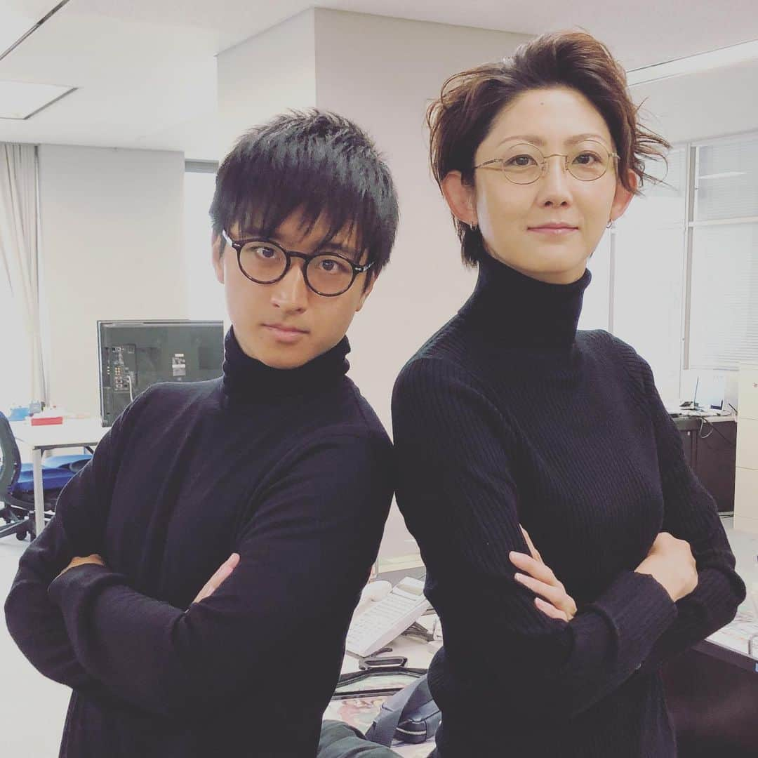 内野泰輔さんのインスタグラム写真 - (内野泰輔Instagram)「揃ってました。 そういう季節ですね。  #森本さやか アナ #藤井弘輝 アナ　@fujii_koki_cx  #フジテレビアナウンサー」11月13日 17時07分 - taisuke_uchino