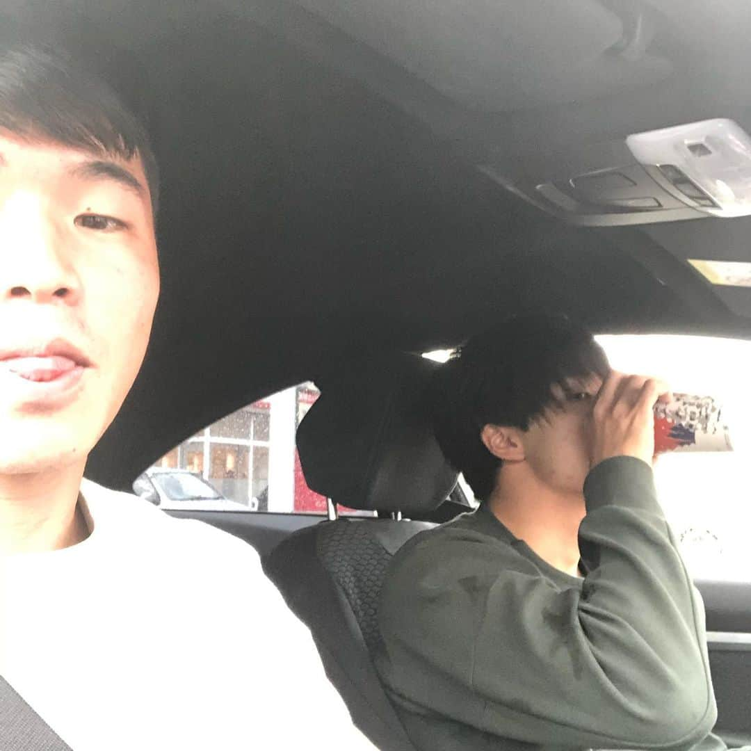 小池祐貴さんのインスタグラム写真 - (小池祐貴Instagram)「【ドライブ】 金井と温泉へ行ってきました♨️ 多田君に教えてもらった伊豆の天城荘、滝と川沿いに温泉が湧いていて良い雰囲気。 とても気に入りました👌  #ドライブ旅行  #天城荘 #伊豆温泉 #金井大旺」11月13日 17時21分 - yuki_koike_