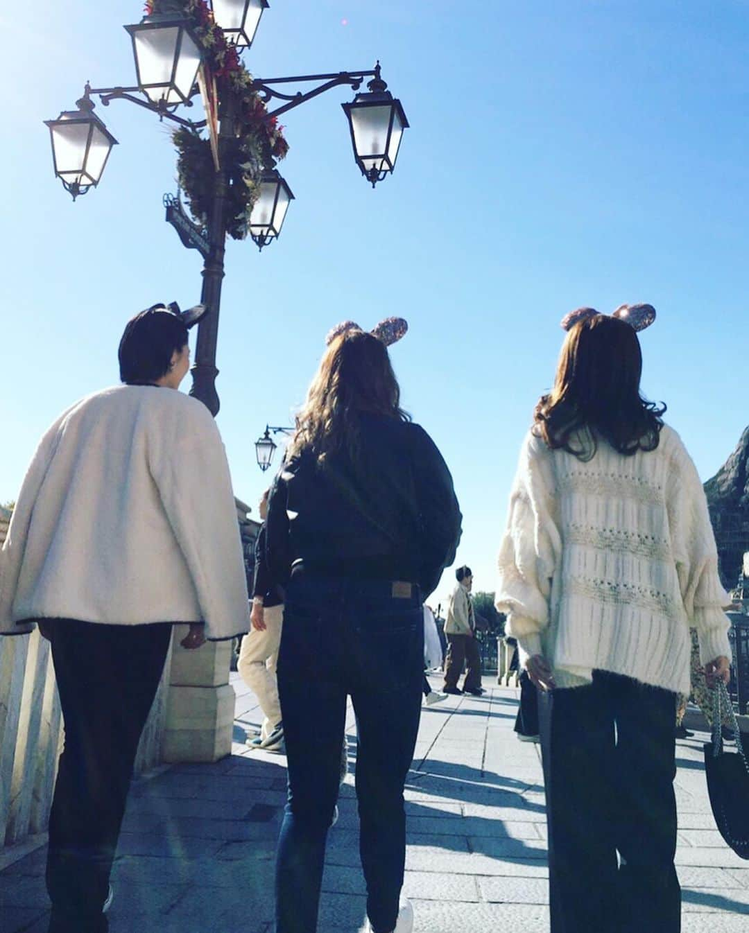 misaki saitoさんのインスタグラム写真 - (misaki saitoInstagram)「久しぶりすぎた🐭🏰 . #japan #tokyo #disneysea #girls #happy #day #time #instagood #friends #1107 #次は🚗💨」11月13日 17時23分 - misk_3110