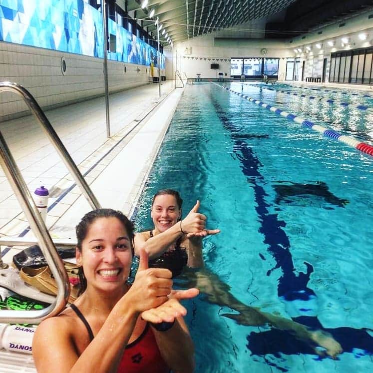 フェムケ・ヘームスケルクのインスタグラム：「De duimtrofee voor @ranomikromo want die heeft de meest chille training van vanmorgen geschreven 👍 😀 . . . #duimtrofee #TeamNL 📸 : @patrickpearson」