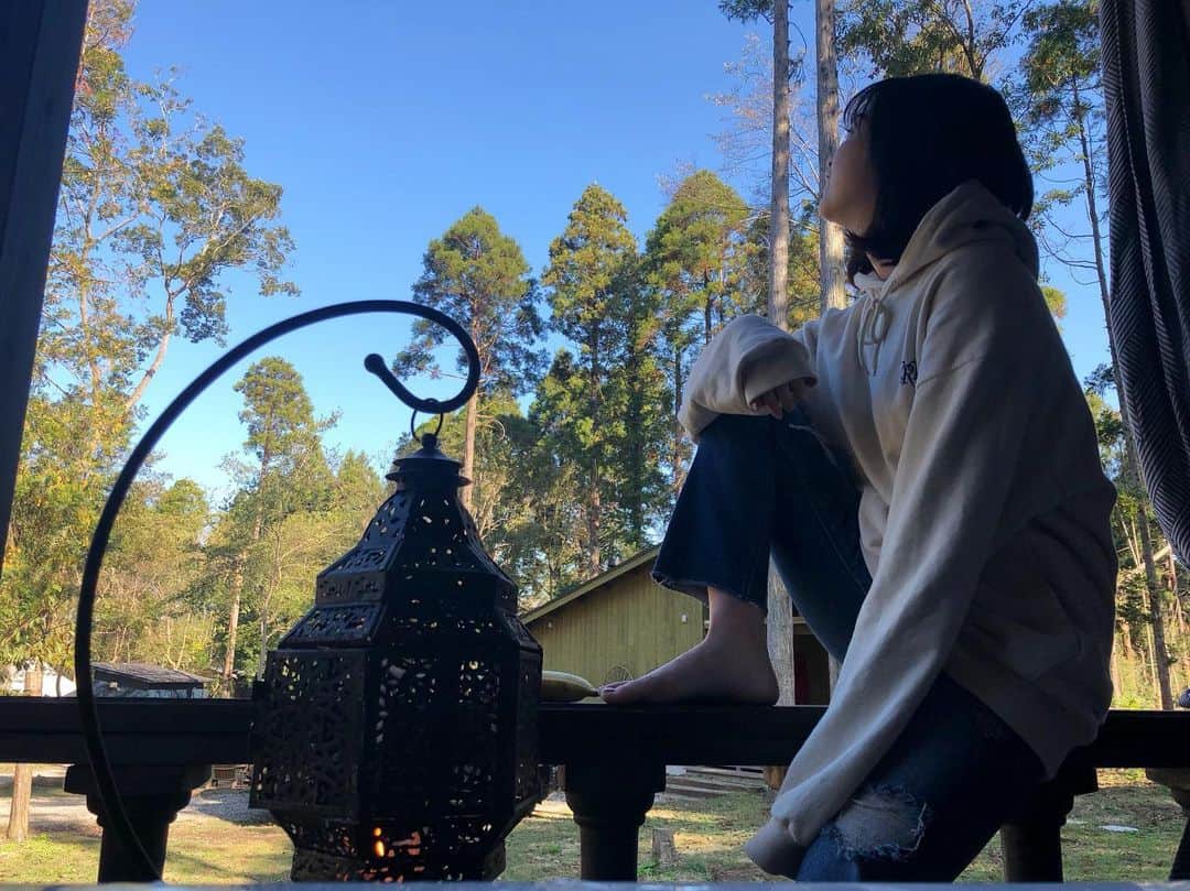 永井理子のインスタグラム：「よき朝🌳 自然を感じられるこの時間が ずっと続いたらな〜なんて。」