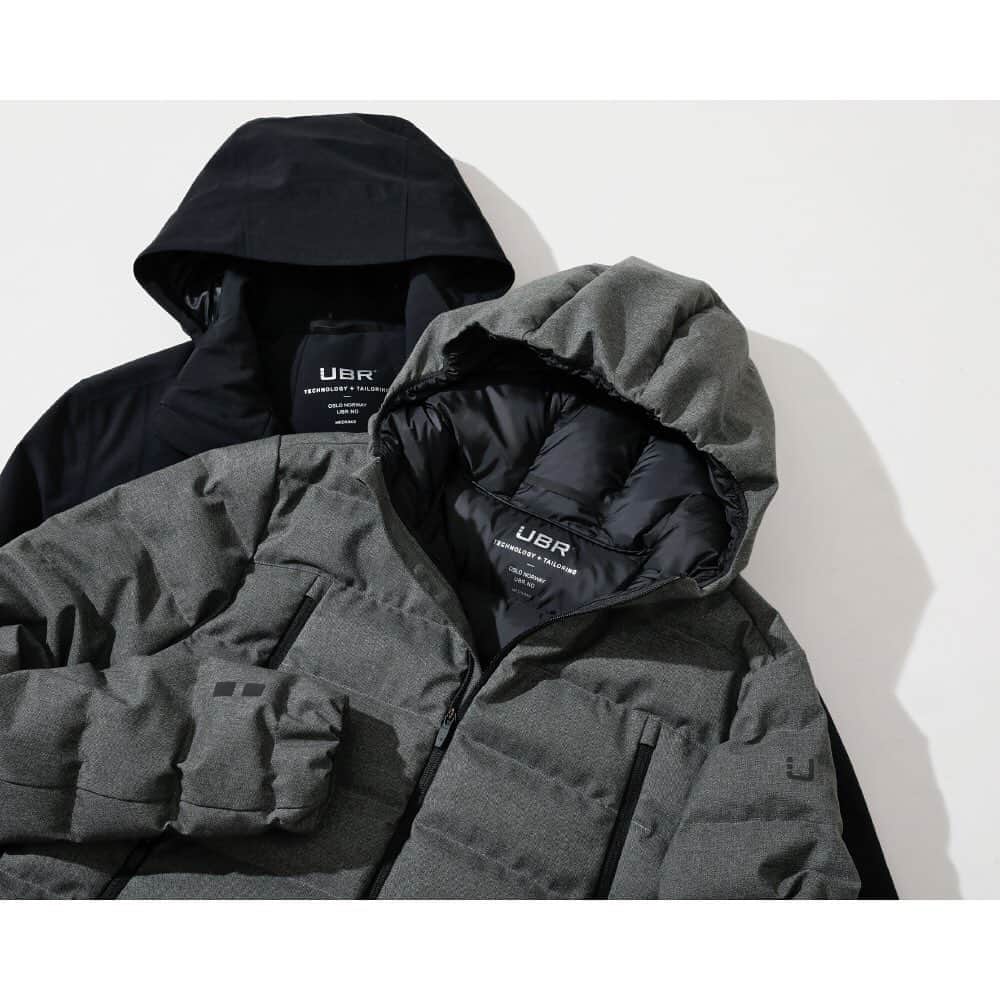 のインスタグラム：「【 NEW ARRIVAL 】 " UBR × JOURNAL STANDARD "  ノルウェー発のアウトドアブランド「UBR」から、アーバンライクに洗練された JOURNAL STANDARD 別注アウターが登場。機能性とデザイン性を兼ね備えた一枚は持っておきたいアウターです。 . 詳細は公式 BLOG から http://bit.ly/33DbNtG . . ■Down Hooded ￥52,000+tax　NO.19011610009130 ■Regulator Parka ￥88,000+tax　NO.19020610003630 . . 【入荷店】 JOURNAL STANDARD 全店 公式通販ベイクルーズストア 【入荷日】 11月13日（木）予定 ※店舗によって入荷日が異なる場合がございます。 . . @ubr.no . . #ジャーナルスタンダード #journalstandard #baycrews #UBR #exclusive #fashion #19aw⁠ #mens」