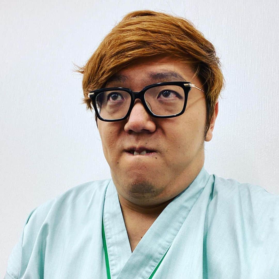 HIKAKINさんのインスタグラム写真 - (HIKAKINInstagram)「‪なんとあの人気ドラマ『ドクターX』にわたくしヒカキン、少しだけ出演させて頂いてます！🤓🎉米倉涼子さんと共演出来ました！🤣✨放送は11月14日(木)よる９時から！ほんとによく見てないとわからないと思うので、番組冒頭からまばたきせずにご覧ください😂www‬ ‪#ドクターX‬ ‪#ヒカキン ‬ ‪#米倉涼子‬」11月13日 19時30分 - hikakin