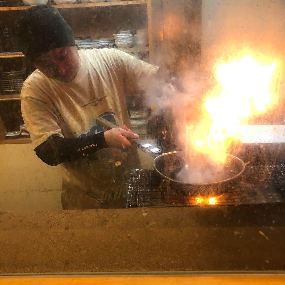 直樹 加藤さんのインスタグラム写真 - (直樹 加藤Instagram)「.. 今日は、月に一度の飲むエイギョウ。 . 1軒目は、西京極の鶏心さん。 . ここの焼鳥は、ウマイ。 . ハイボールと共に。 .. #鶏心　#焼鳥　#ハイボールと合う　#西京極居酒屋」11月13日 20時14分 - daimonjiyakatonaoki