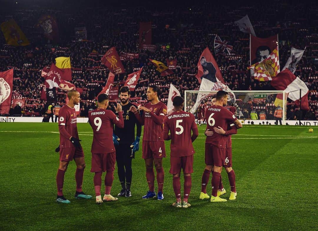 リヴァプールFCさんのインスタグラム写真 - (リヴァプールFCInstagram)「🔴R🔴E🔴D🔴S🔴 #LFC #LiverpoolFC #Liverpool #Anfield」11月13日 20時24分 - liverpoolfc