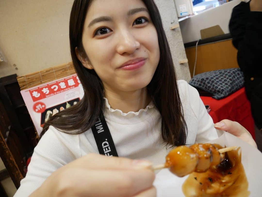 吉田華恋のインスタグラム：「だ ん ご たべかけ🍡」