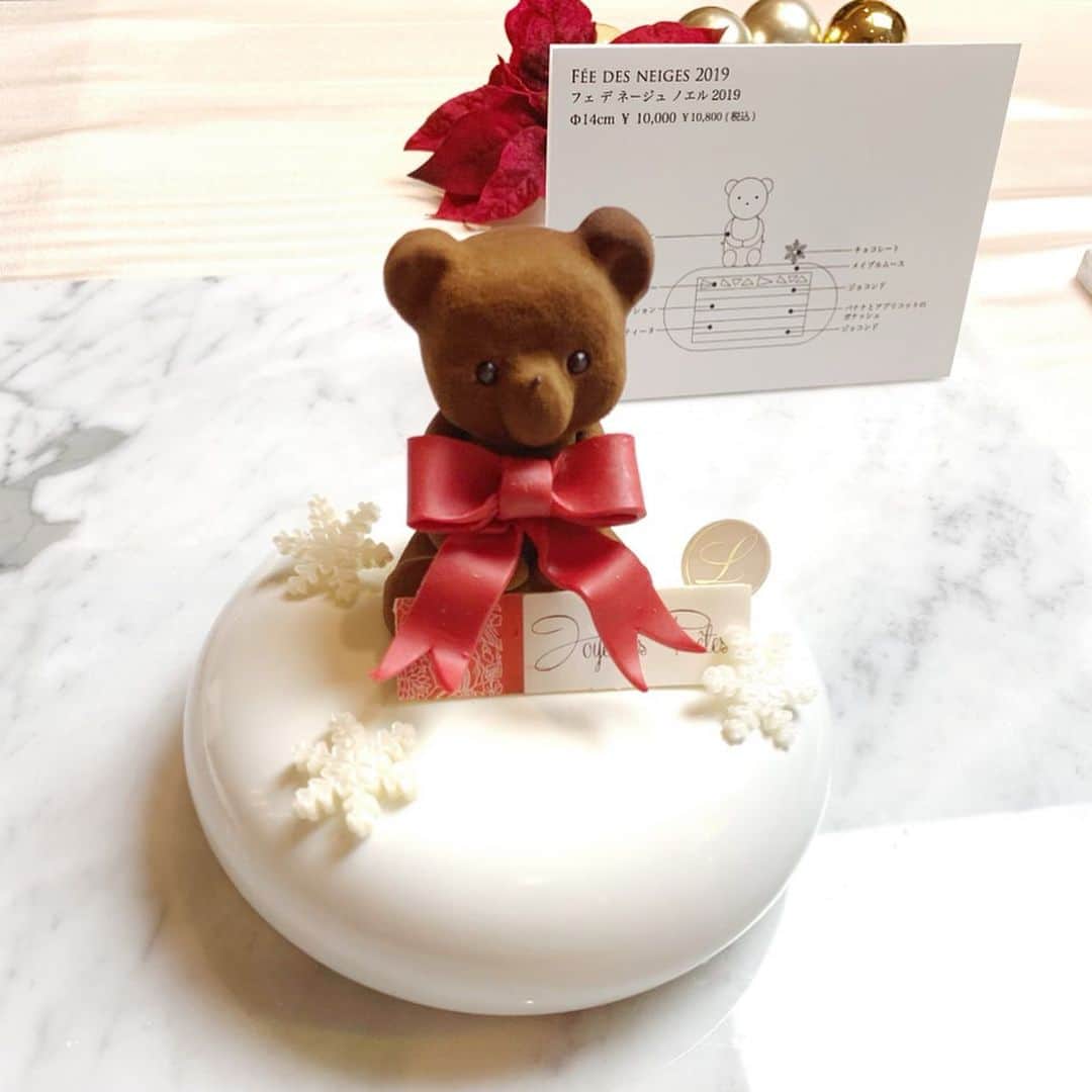 杉山佳那恵さんのインスタグラム写真 - (杉山佳那恵Instagram)「@louange.tokyo のChristmas cake♡ Christmas collectionに行ってきたよっ🎄🎅🎁 ・ 可愛いケーキがいっぱい🧸 ケーキも美味しいし可愛いし しーちゃん、りりかちゃんに会って 癒されたーーー( •ॢ◡-ॢ)-❤️ ・ ・ #louangetokyo#christmas#cake#ルワンジュ東京#クリスマスケーキ」11月13日 20時47分 - kanaxxy_0421