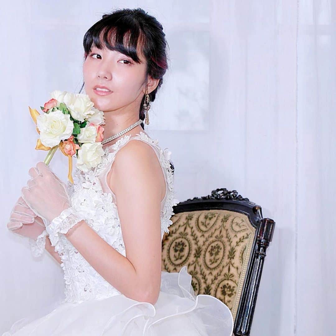 大塚びるさんのインスタグラム写真 - (大塚びるInstagram)「💐❤️ #ドレス #ウェディングドレス #撮影会 #モデル #dress #wedding #weddingdress #model #follw #followme #フォロー #japanesegirl #pinupgirl」11月13日 21時07分 - biru_o