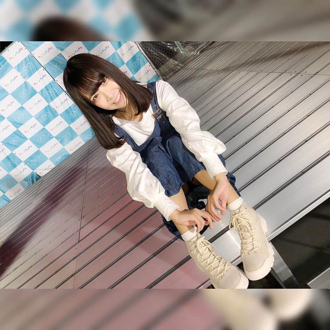 天羽希純のインスタグラム：「新しいくっく👟💓 #17kg #私服 #秋コーデ #冬コーデ」
