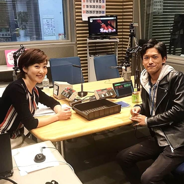 池尻和佳子さんのインスタグラム写真 - (池尻和佳子Instagram)「今夜のRKBラジオ「アナウンサーの世界」トコワカタイム🎵  ゲストは、シンガーソングライターのはやさきかつきさんでした‼️‼️ 博多湾サンセットクルーズで素敵な歌声聞けますよ🤗✨お問い合わせは、中洲リバークルーズ電話080-5215-6555まで✋  はやさきかつきさんのYouTube、再生回数1万回目指しています‼️‼️是非ご覧ください🍀  #シンガーソングライター #RKBラジオ#rkb#中洲 #中洲リバークルーズ #博多湾#サンセット #クルーズ#ギター#歌 #トコワカタイム#ライブ #はやさきかつき さん #youtube #10000#回 #目指せ#ラジオ#radio  #アナウンサー#池尻和佳子」11月13日 22時58分 - wakako_ikejiri_rkb