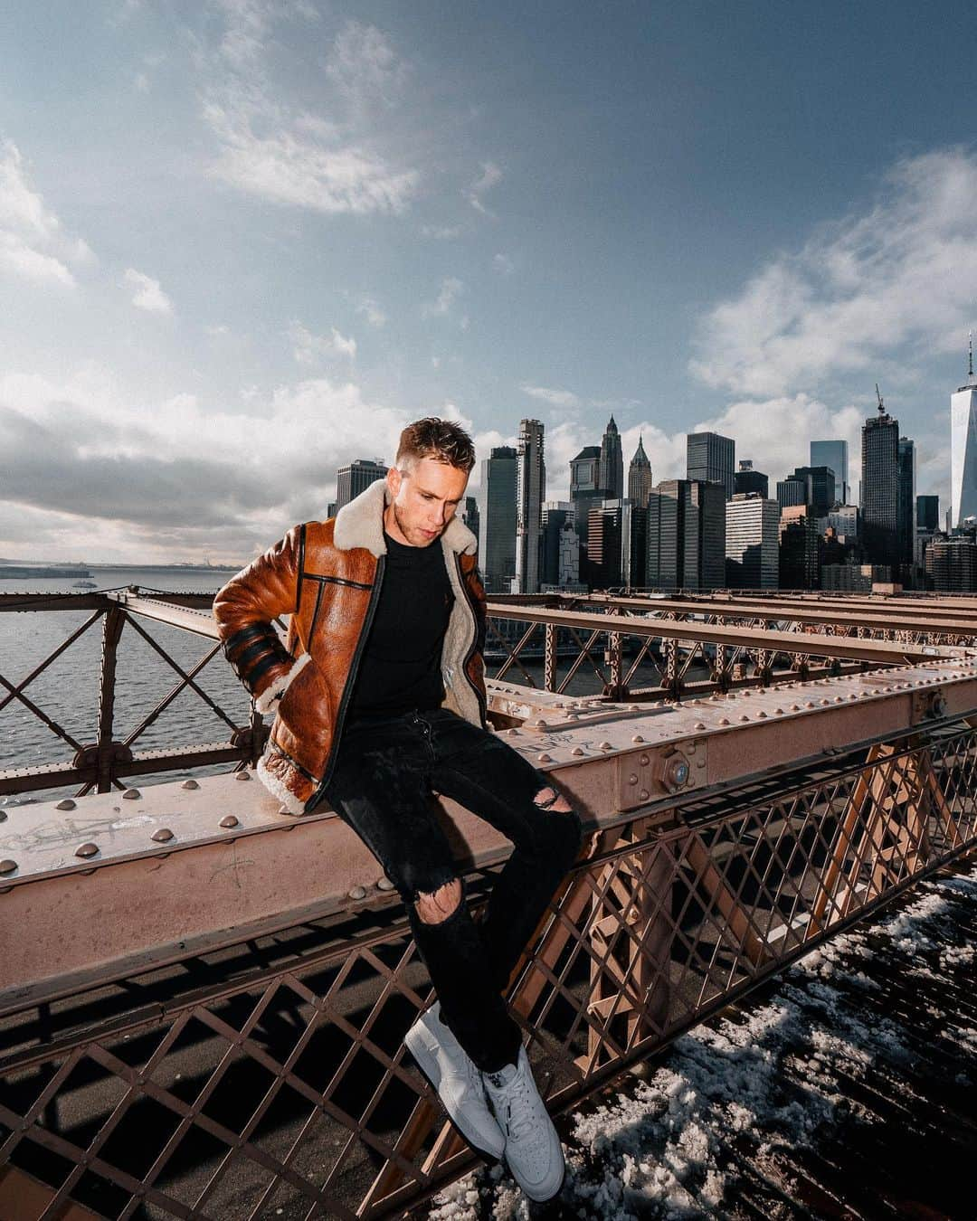 ニッキー・ロメロさんのインスタグラム写真 - (ニッキー・ロメロInstagram)「NYC Holiday Vibes 🗽」12月13日 3時10分 - nickyromero