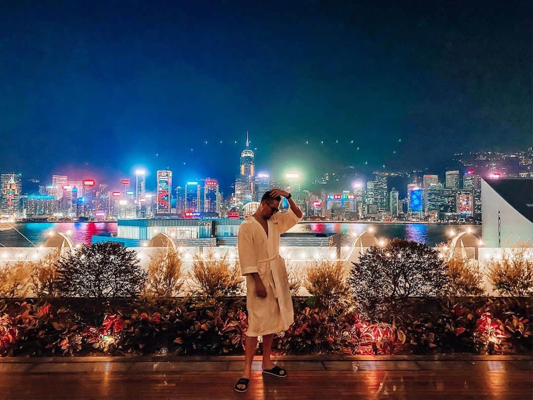 ロビン・シュルツのインスタグラム：「I Think i Forgot something ... But what ?」
