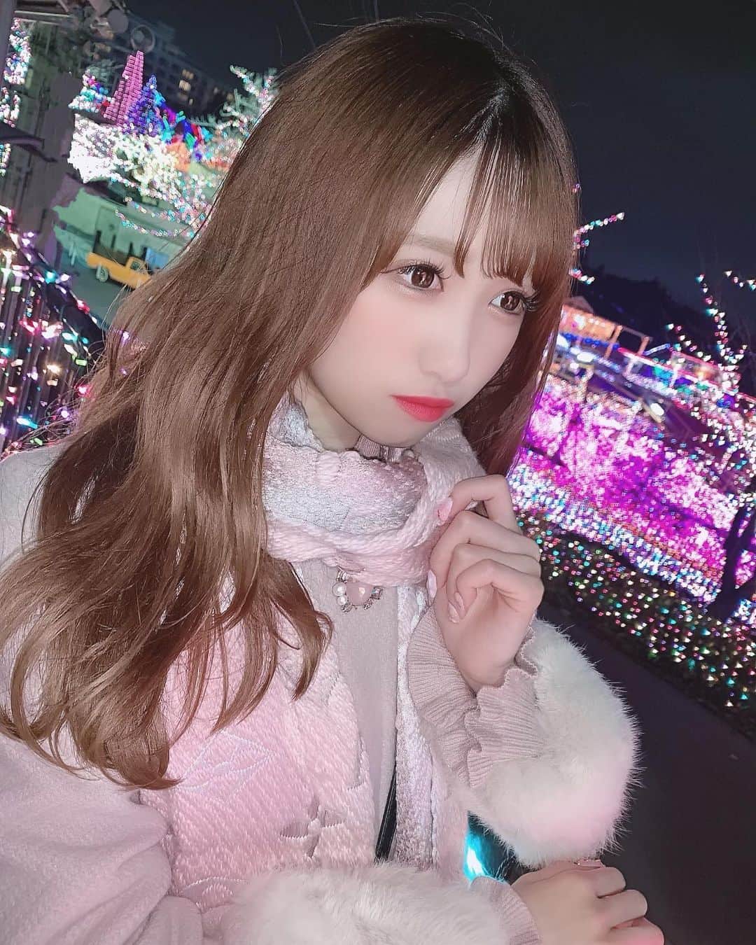 田口未彩さんのインスタグラム写真 田口未彩instagram 2枚目なんでこんな髪ボサボサなん イルミネーション よみうりランド よみらん よみらんイルミ 冬コーデ 冬コート コート 量産型女子 量産型 ジルスチュアート ジルスチュアートコート