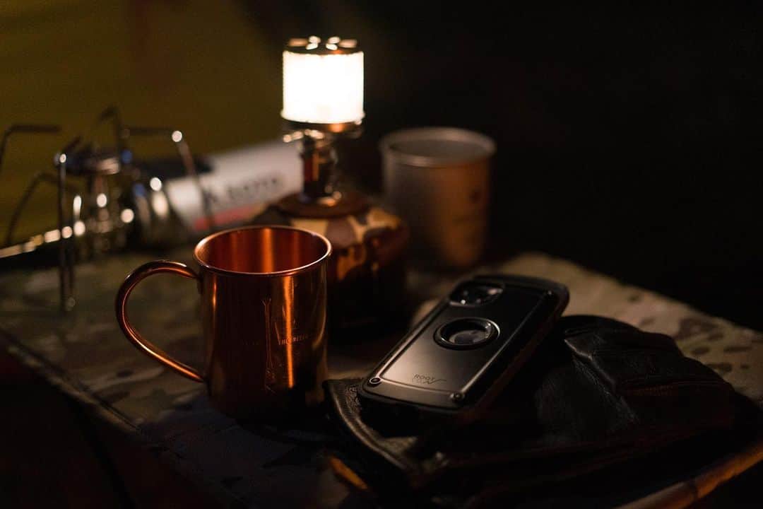 のインスタグラム：「. Camping night. ・ #root_co #rootco #shockresistcasepro #iphone11pro #iphonecase #milspec #outdoor #outdoors #camp #camping #lifestyle」