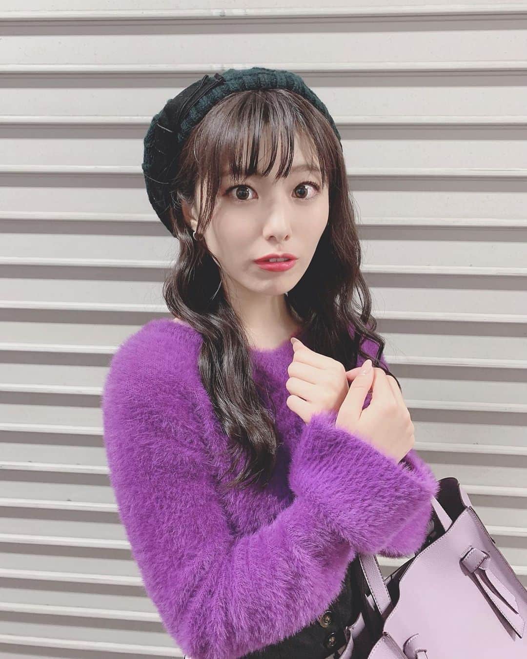 のインスタグラム：「❤︎12/5 . MIIAさんの衣装💜 皆さんにも好評で嬉しかったです☺︎ 冬服もこもこかわえ〜〜 . . #miia さん　#名古屋ファッションフェスタ　#ファッションショー　#NFF #zeppnagoya #zepp #ニット　#冬服」