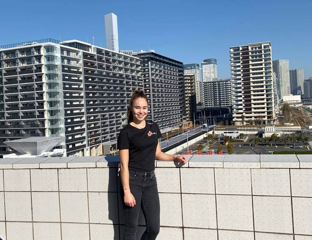 エイトォーラ・トールズドッティルのインスタグラム：「What a lovely day in Tokyo!🇯🇵 Got to check out the Olympic village and the Ariake Gymnastics Centre for the 2020 Olympics🔥 Also got a look at this beautiful city from above♡」