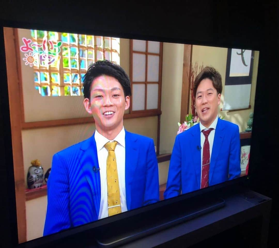 皆川勇気さんのインスタグラム写真 - (皆川勇気Instagram)「関西テレビ「よーいドン！」からそのまま、大晦日放送のMBS「上方漫才トラディショナル」の収録に行かせていただきました🙇‍♂️ どちらもめちゃくちゃ好きな番組で、各所で好きな方々にたくさんお会いできて、更に頑張ろうと思えましたよ🙋‍♂️ 己亥ももう少し、庚子もよろしくお願いします🙇‍♂️ #干支」12月12日 23時05分 - yuuki_minagawa