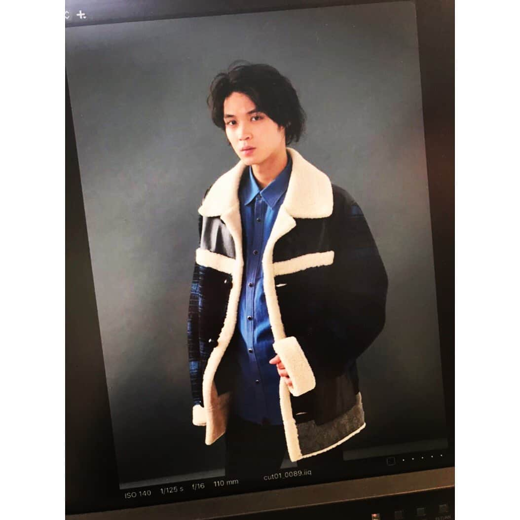 磯村勇斗さんのインスタグラム写真 - (磯村勇斗Instagram)「今日発売 「GINZA 1月号」  Checkしてね👀  #ginza」12月12日 23時02分 - hayato_isomura