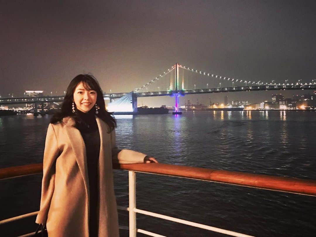 石原夕里朱さんのインスタグラム写真 - (石原夕里朱Instagram)「30th♡﻿ ﻿ ついに、﻿ ﻿ 30歳になりました🎂❤️﻿ ﻿ あっという間の20代🙈💦﻿ ﻿ いろんな事を経験し、﻿ ﻿ いろんな事を学びました🐥﻿ ﻿ 30代は20代で得た経験を活かして﻿ ﻿ 飛躍出来るよう頑張ります✨﻿ ﻿ 人生1度きり‼️﻿ ﻿ 後悔しない道を歩んでいきたいと思います🍀*゜﻿ ﻿ これからもどうぞ宜しくお願い致します🙇‍♀️💕﻿ ﻿ #happybirthday #hbd #30th #birthday #suprise #dinnercruise #instagood #photooftheday #instadiary #お誕生日 #令和元年 #12月12日 #30歳 #最高の幕開け #🎂」12月13日 0時30分 - ri_hannari