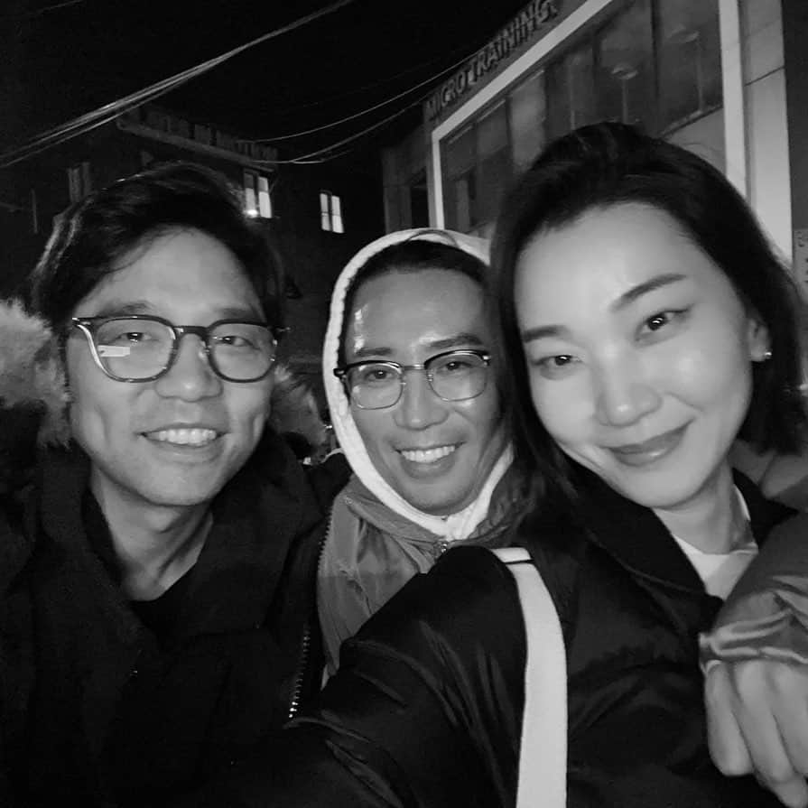 チャン・ユンジュのインスタグラム：「언제 만나도 즐겁고 편한 오빠들. 🥰💋❤️」