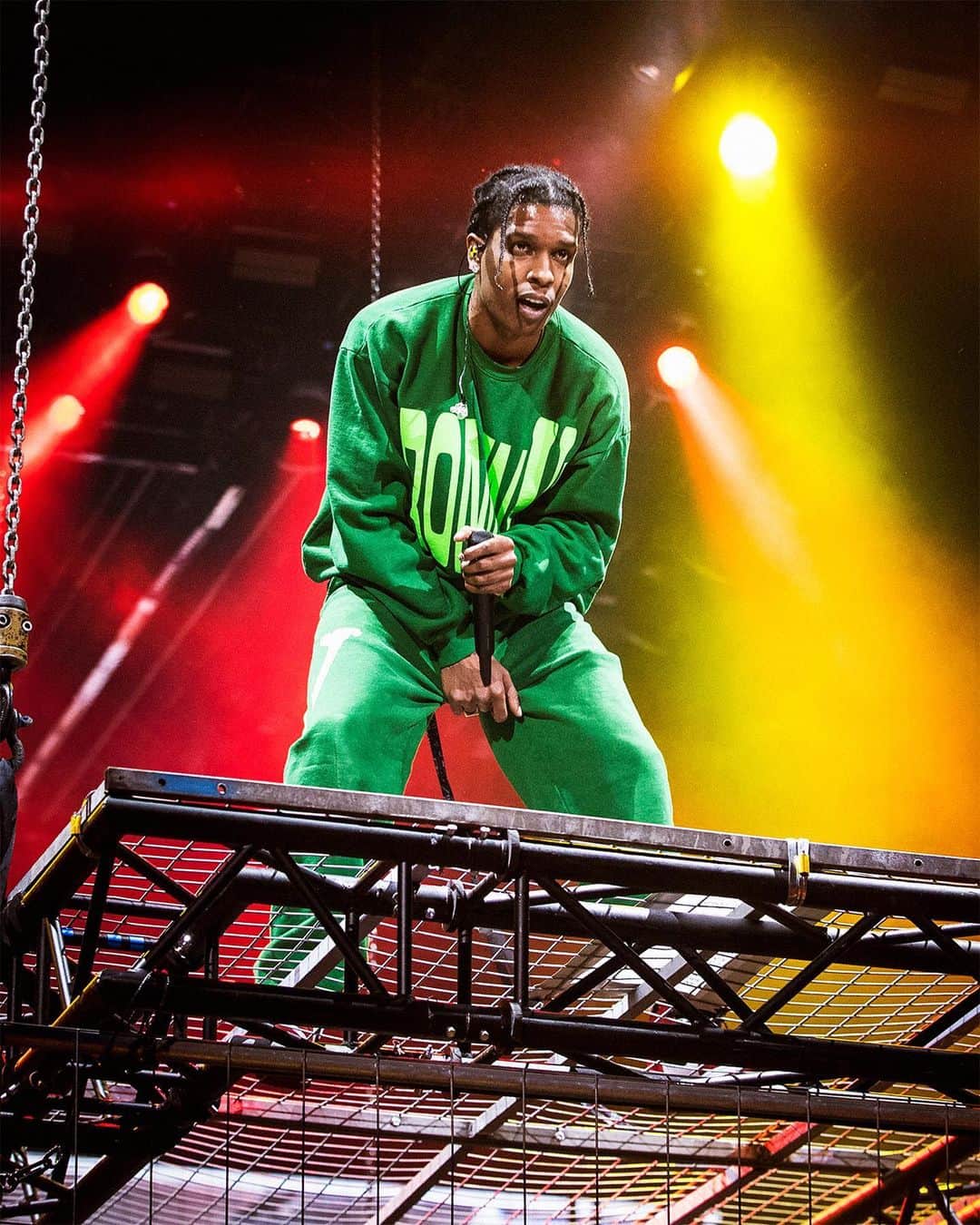 HYPEBEASTさんのインスタグラム写真 - (HYPEBEASTInstagram)「@hypebeastmusic: @asaprocky made his triumphant return to Sweden for the first time since his arrest. Taking to Stockholm’s Ericsson Globe, the Harlem rapper performed in a giant cage to shed light on the plight of Sweden’s immigrant community, inmates and poverty-stricken population. Before the show, Rocky posted an Instagram Story to invite those who lived in the “slums” to his concert for free. Link in bio for video of the performance. ⁠⠀⁠⠀ Photo: Michael Campanella/Redferns/Jonathan Nackstrand/AFP/Getty Images」12月13日 1時13分 - hypebeast