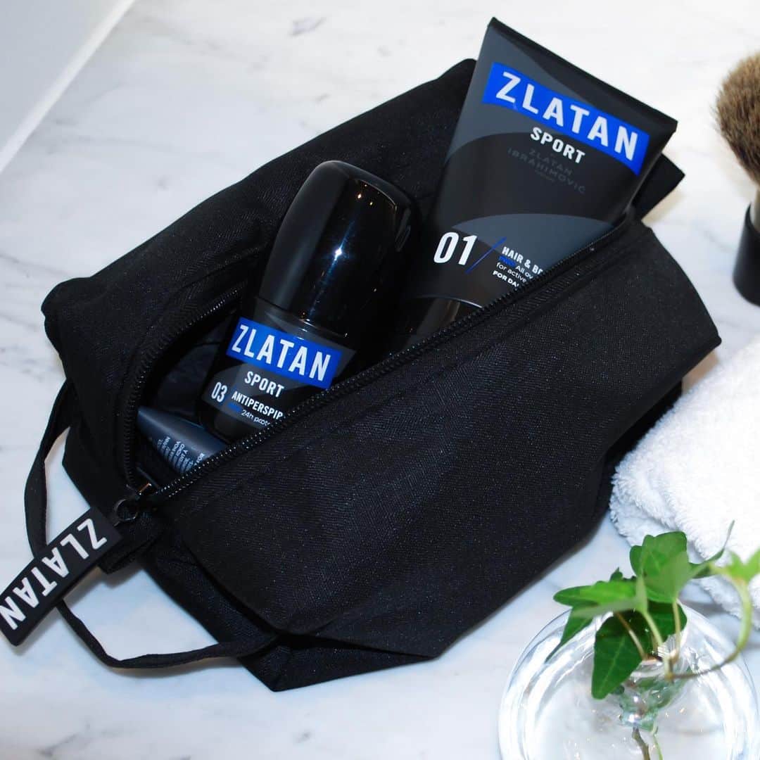 Zlatan Ibrahimović Parfumsさんのインスタグラム写真 - (Zlatan Ibrahimović ParfumsInstagram)「The ZLATAN SPORT PRO BAG comes with a Hair & Body Wash and a Deo-roll that makes you stay fresh all day long! 💙  #zlatansport #therightroutine (EU Shipping Only)」12月13日 1時30分 - zlatanibrahimovicparfums