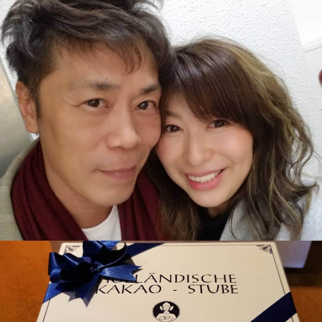のインスタグラム：「ひさびさの丈さん！ファンのお客様から私までも頂いてしまいました。お気遣いすみません。他、丈さんファミリーの方々には沢山話かけていただきました。物販に来てくださった方々も～イベントの成功=お客様の満足度は演者さん人柄そのもの～素敵なお客様ありがとうございました。 #大島丈」