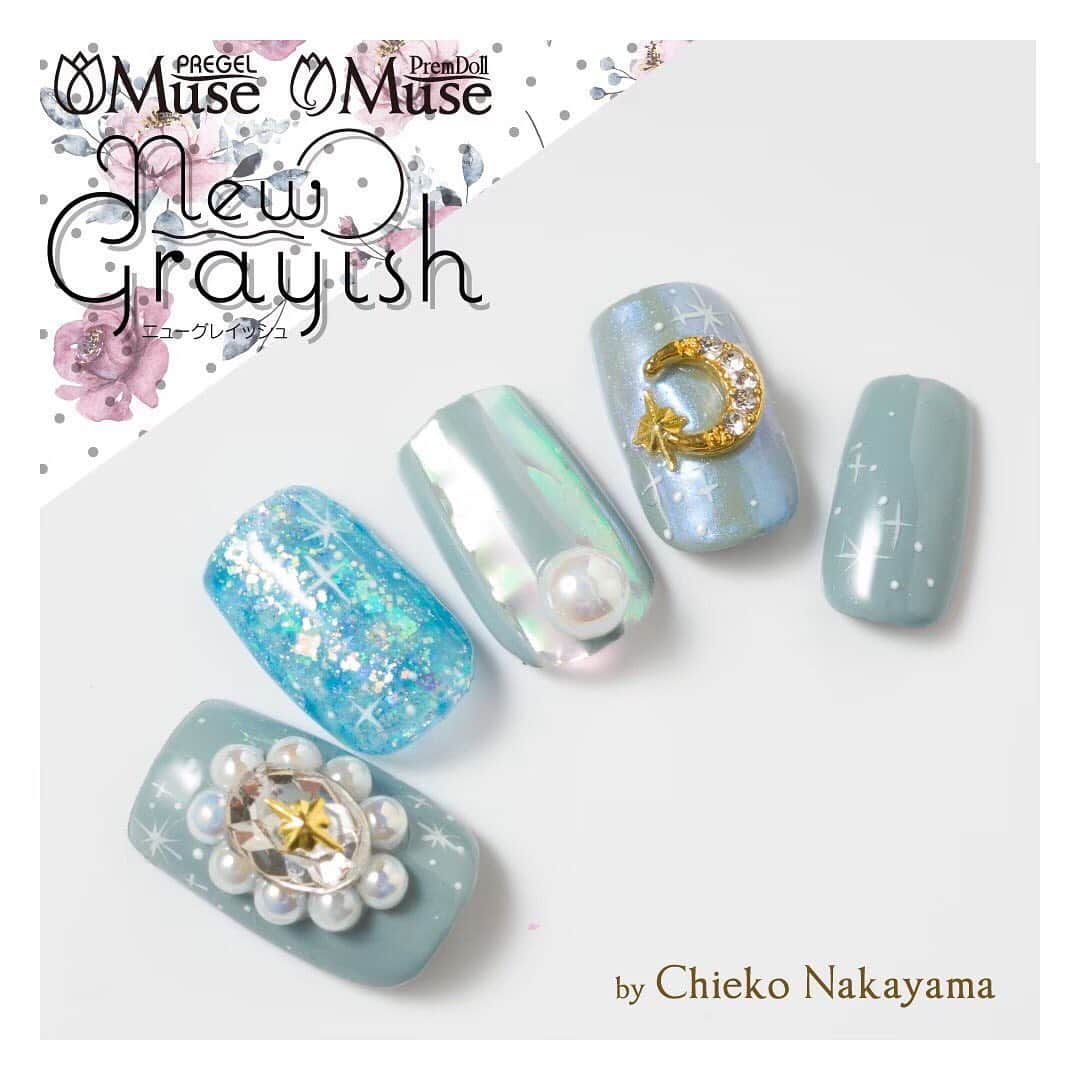 なかやまちえこのインスタグラム：「M549 mystic blue. #nail #nails #nailart #ネイル #美甲 #ネイルアート  #clou #nagel #ongle #ongles #unghia #japanesenailart #manucure #네일 #젤네일 #네일아트 #네일리스트 #japanesenails #manicurist #gelnails #أظافر #kawaii #かわいい #青ネイル #bluenails」