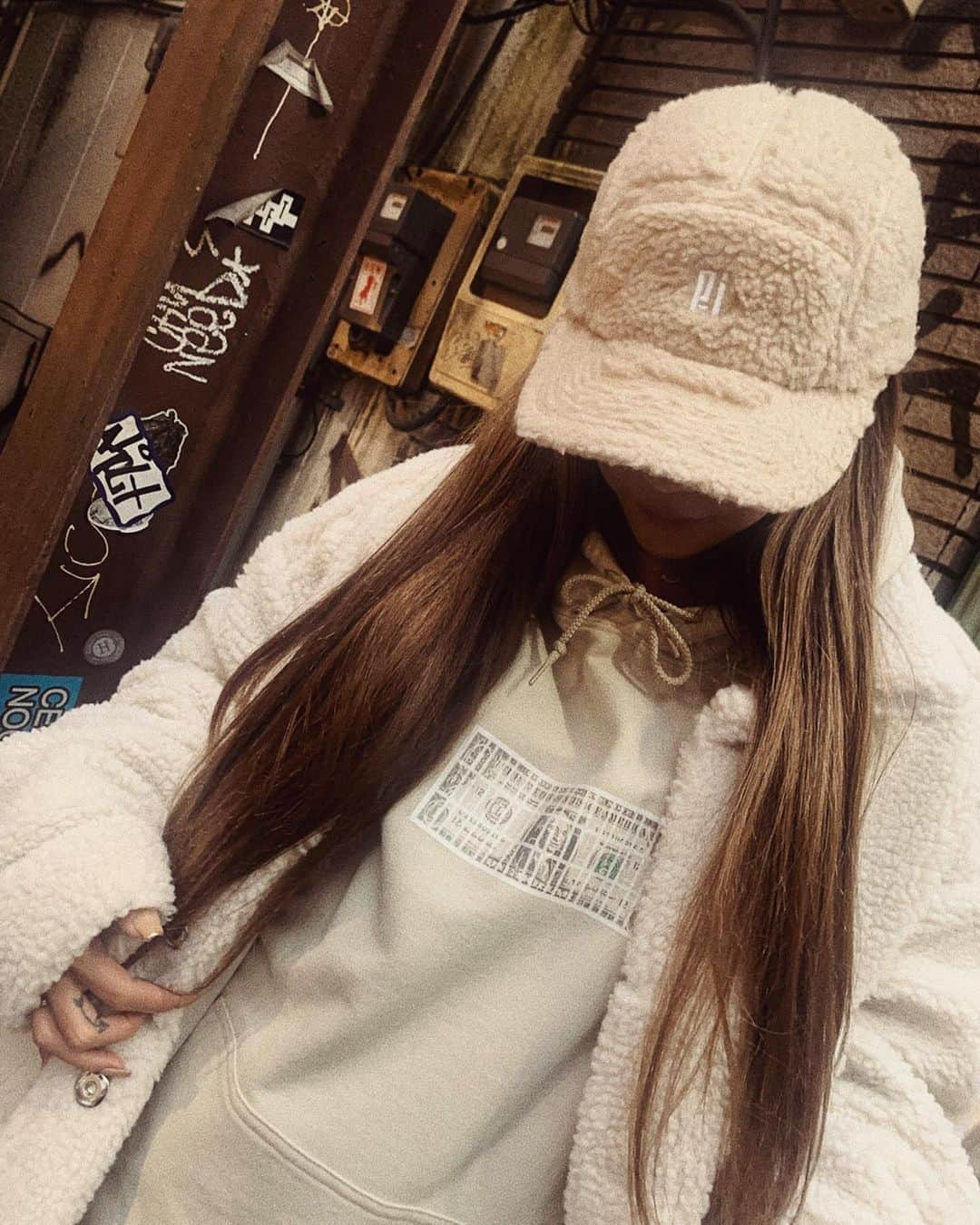 菅又菜摘（ナツ）さんのインスタグラム写真 - (菅又菜摘（ナツ）Instagram)「P.i🧸TEDDY @p.i_official #pi #newarrivals #teddy #cap #teddybear #teddycap #dollar #hoodie #beige #pi_official  #outfit #ootd #street #fashion #style  #streetfashion #streetstyle #tokyo #kogenatsu #焦げNATSU #こげなつ」12月8日 22時20分 - kogenatsu920