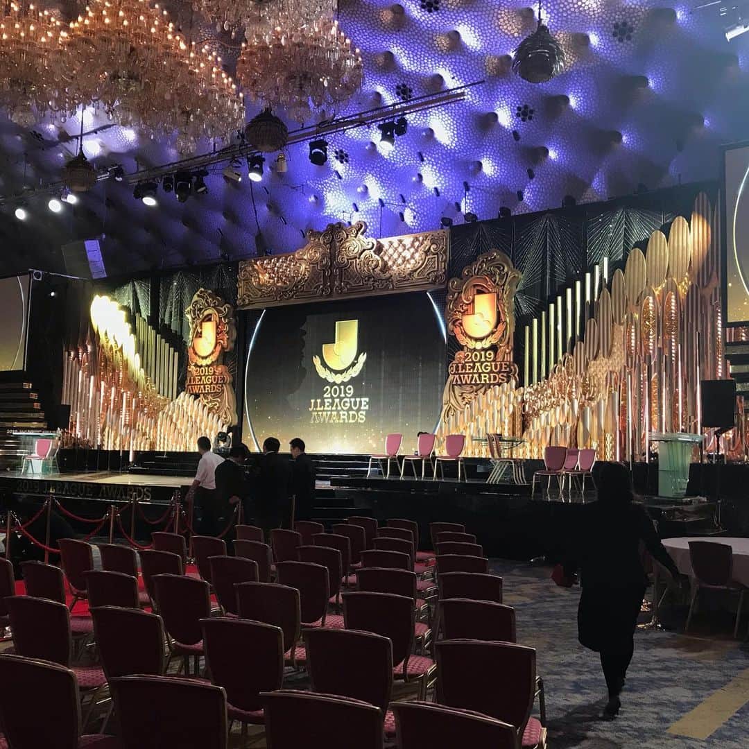 大川佑のインスタグラム：「宴のあと。今年もあと僅か。  #Jリーグアウォーズ2019 #Jリーグ」