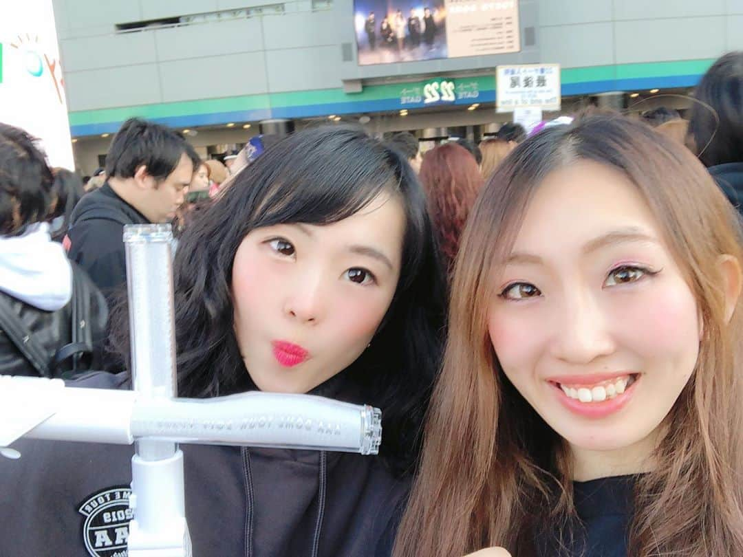 横田葵子さんのインスタグラム写真 - (横田葵子Instagram)「AAAのライブに行ってきました！ 本当に感動した！楽しかった！言葉じゃ表せない！ けど改めてAAAの事が大好きだなって感じた1日でした！ 本当にありがとう！ セトリも最高すぎました！ そして一緒に行ってくれたお姉ちゃんにも感謝！ 楽しい時間をありがとう！  私もライブで感じた人を感動させられるような演技が出来るように、私もしっかり練習に励みます！ いつでもAAAを聞いて、AAAから元気をもらって、笑顔で頑張ります！ これからも、応援よろしくお願いします！  #aaa #東京ドーム #西島隆弘 #宇野美彩子  #日高光啓 #末吉秀太 #與真司郎 #最高な #1日 #感動をありがとう  #新体操 #フェアリージャパン  #これからも #応援よろしくお願いします」12月8日 23時04分 - kiko_yokota