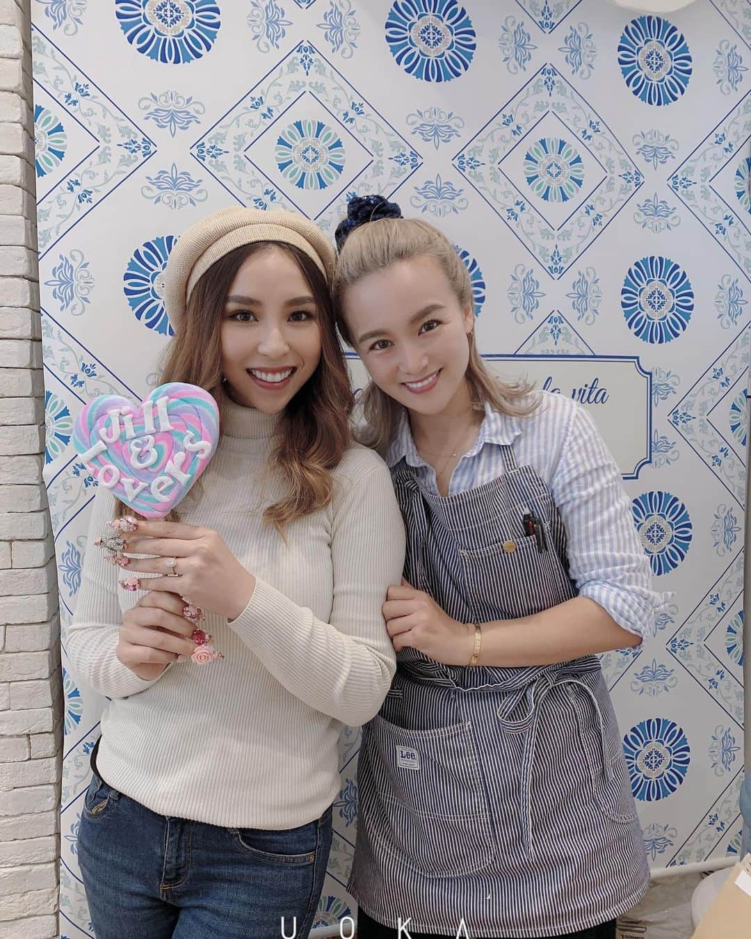 mamijinguさんのインスタグラム写真 - (mamijinguInstagram)「@tina_yong  フォロワー220万人のユーチューバーさんが来てくれた💖 たくさんあるサロンから私のゴテゴテをしに来てくれてありがとう💖  #jillandlovers #nail #nailart #paragel #gelneil#gel #ネイル #ネイルアート #me #look #love #かわいい」12月8日 23時22分 - mamijingu