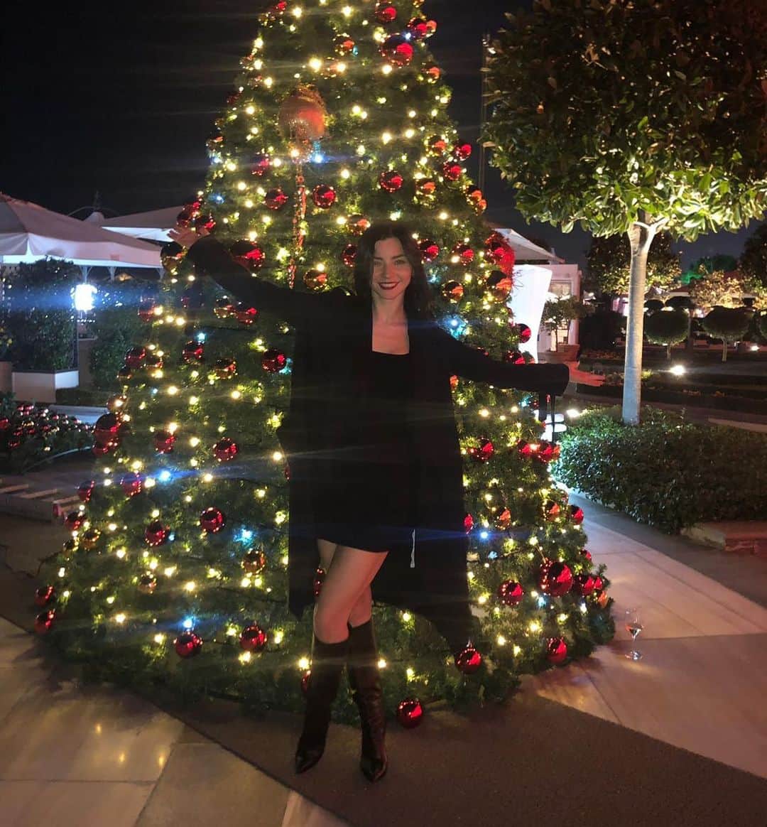 Merve Boluğurのインスタグラム：「2020⭐️」