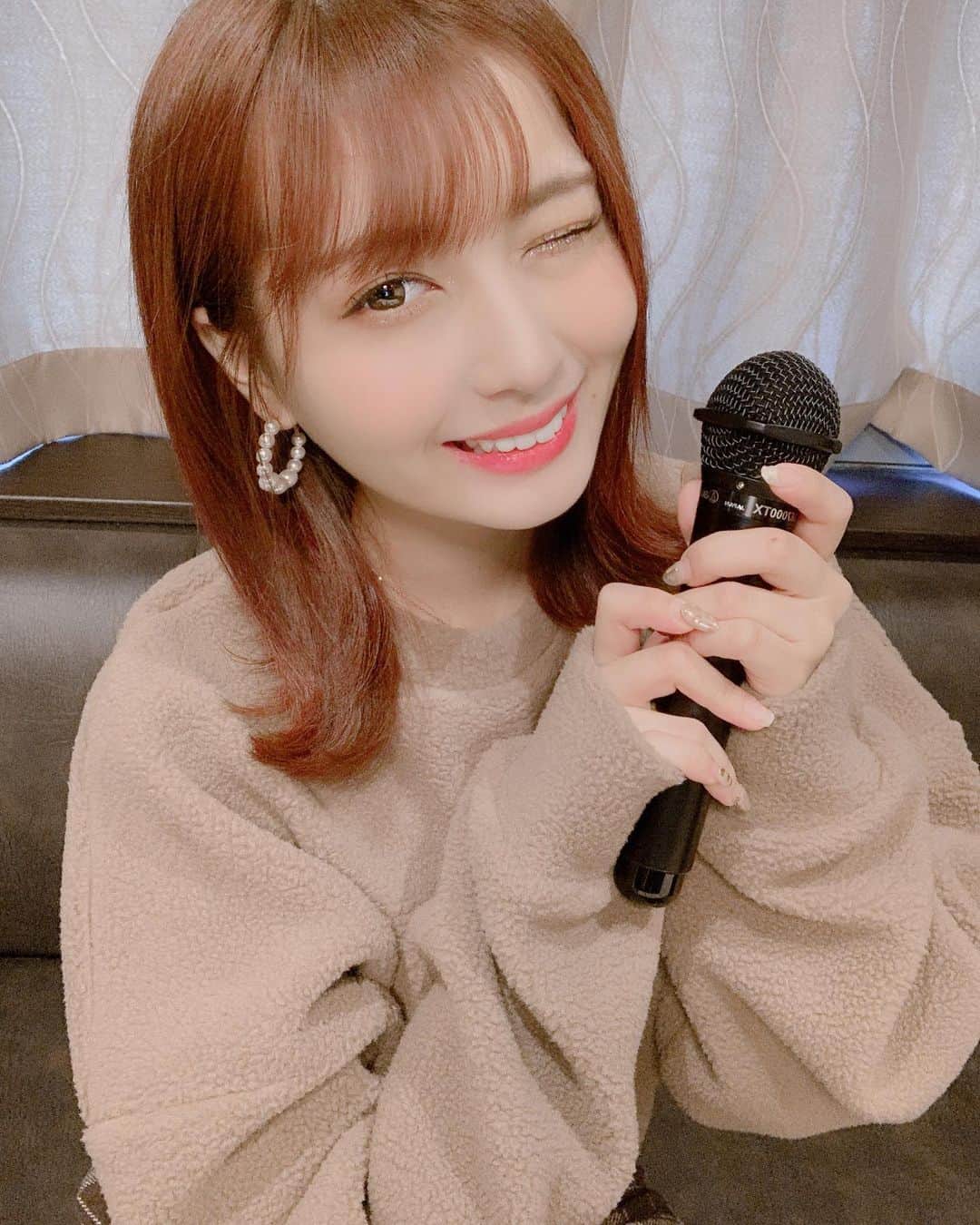 太田里織菜のインスタグラム：「. 最近ヒトカラしなくなったなぁ(´；ω；｀) バースデーライブに向けて行かないと！ . そして先日またまたワイズデンタルキュアさんへ♡ . #らぶどる」